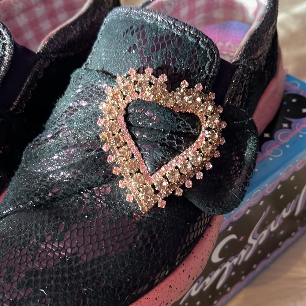 Irregular Choice, Trainers: Two Shakes - image 2